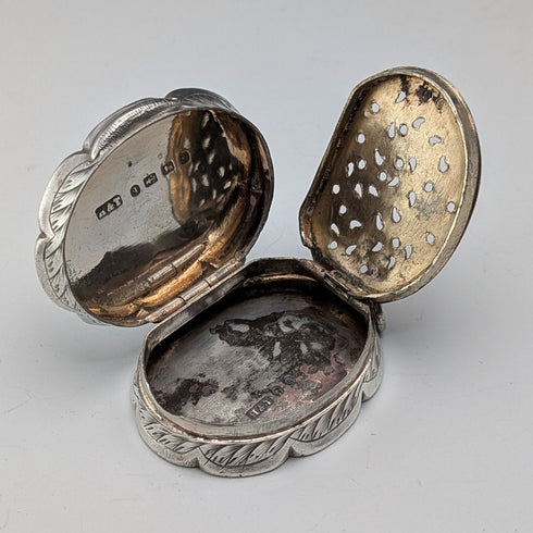 1881 British antique sterling silver vinaigrette 21g Hilliard & Thomason
